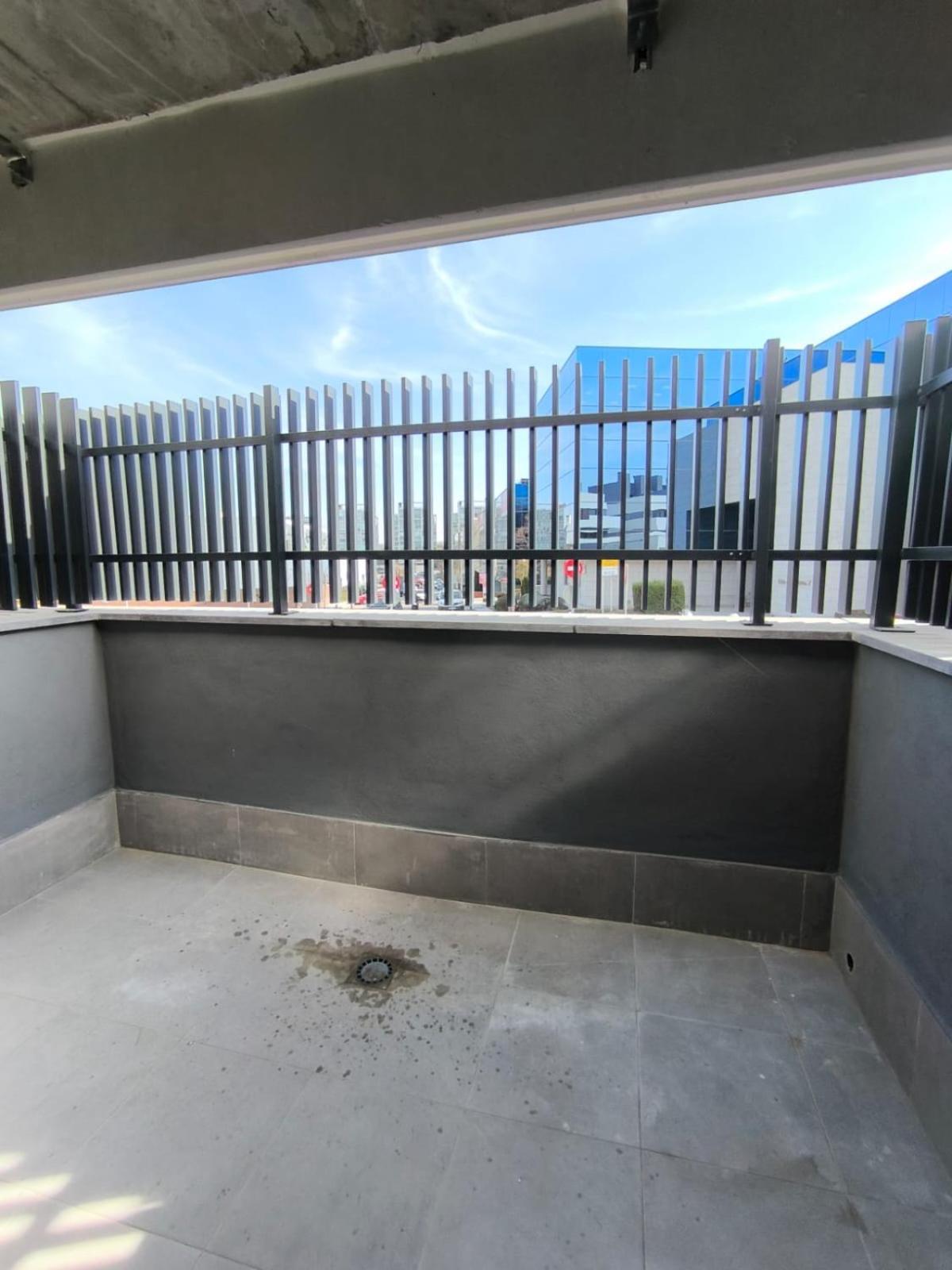 Estudios Homer Y Disney Con Piscina Climatizada, Piscina Exterior,Gimnasio, Coworking, Padel,Netflix Y Wifi Gratis San Sebastián de los Reyes Екстериор снимка