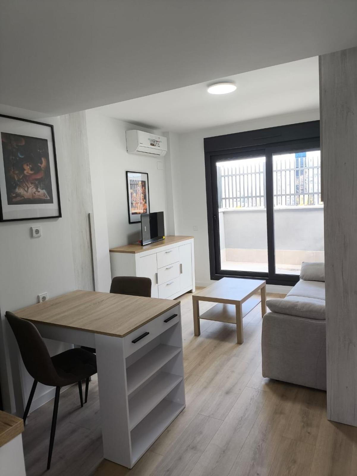 Estudios Homer Y Disney Con Piscina Olimpica Climatizada, Exterior,Gimnasio, Coworking, Netflix Y Wifi Gratis San Sebastián de los Reyes Екстериор снимка